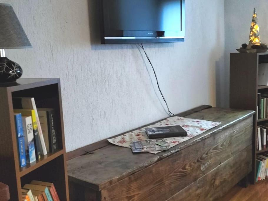 Appartamento Di Montagna Lo Grop Chambave Exterior foto